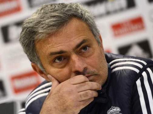 Mourinho khẳng định Kaka sẽ không rời Real vào tháng Một